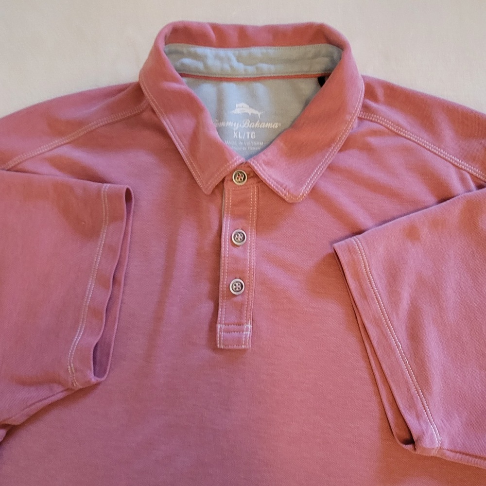 Tommy Bahama Polo Shirt Mens XL Salmon Pink Tencel Blend TB220240R Short Sleeve